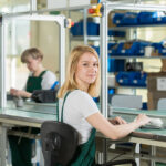 kobieta produkcja 1 1